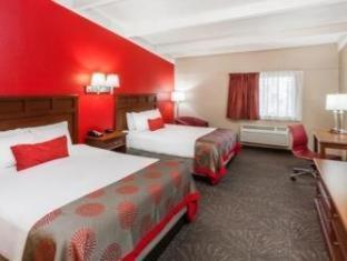Ramada By Wyndham Hammond Hotel & Conference Center Room photo