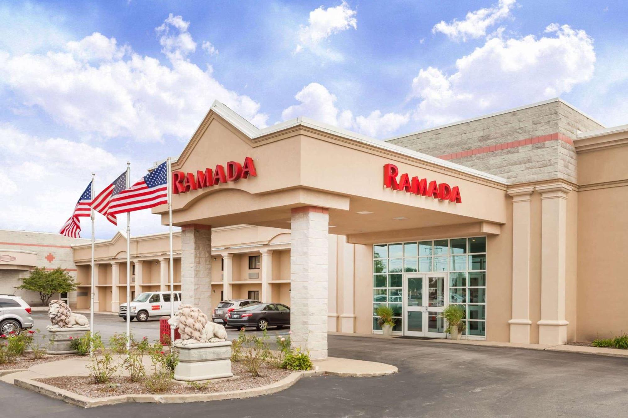 Ramada By Wyndham Hammond Hotel & Conference Center Exterior photo